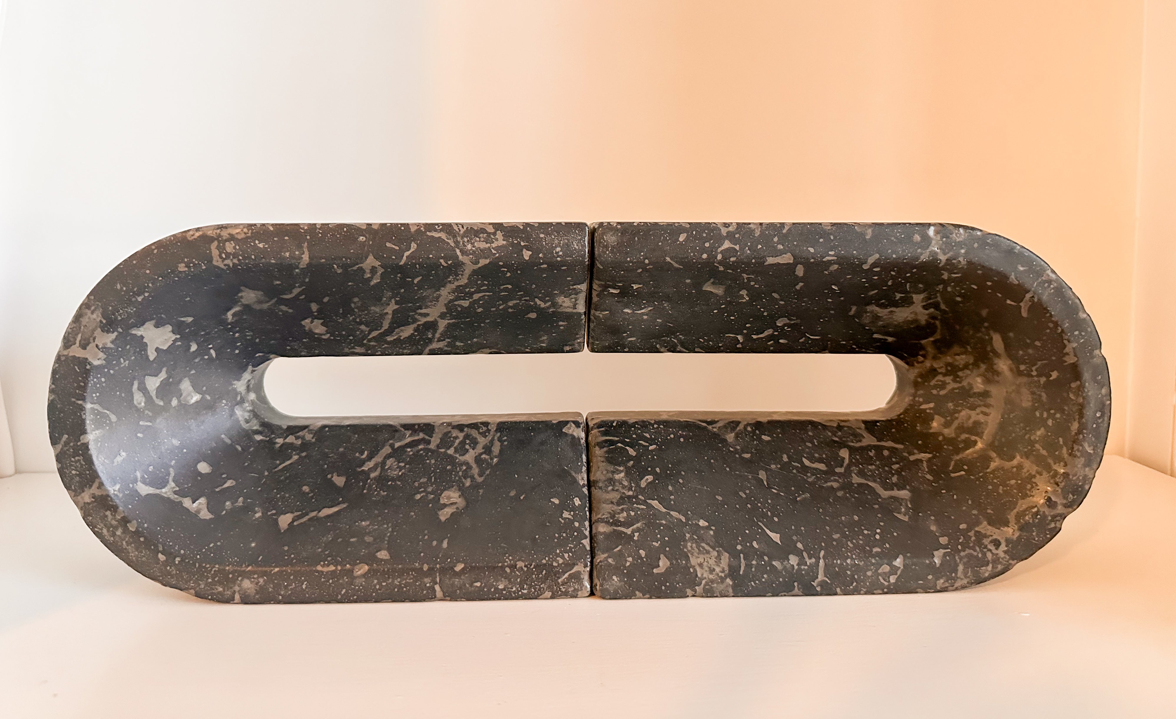 Sydney: Handpressed concrete sculpture